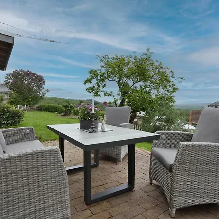 Mispelfachwerkoase טקלנבורג