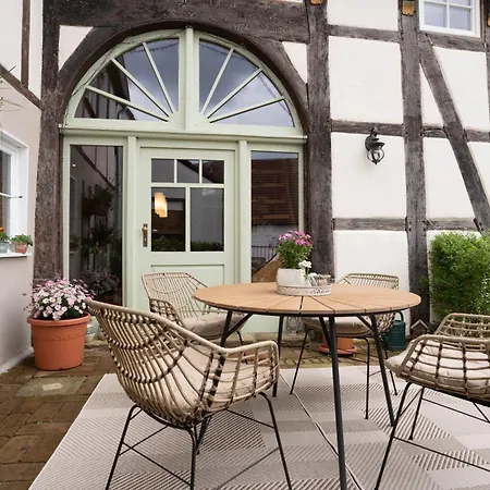 Mispelfachwerkoase טקלנבורג