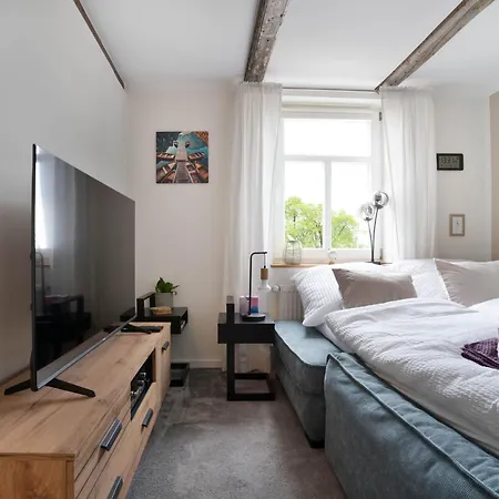 Mispelfachwerkoase *