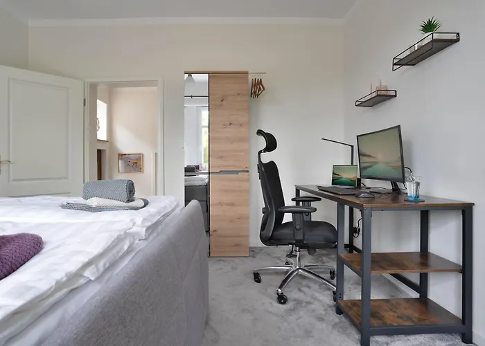 Mispelfachwerkoase *